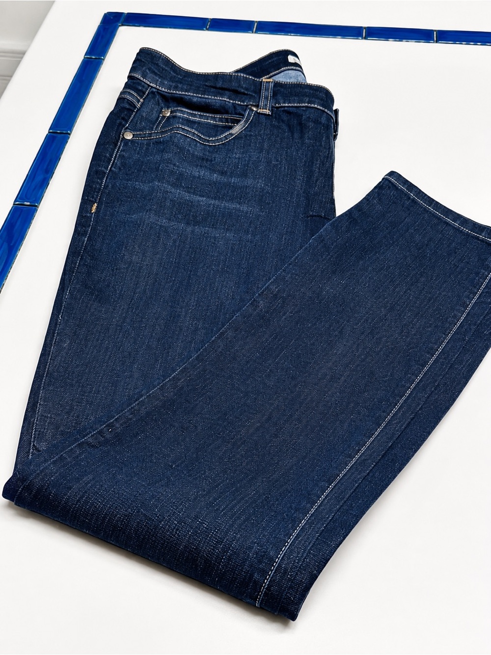 Eileen fisher dark blue jeans, size 6